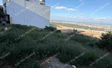 TERRENO EXCELENTE EN VENTA PRIVADA LOMAS DEL PEDREGAL PERFECTO PARA DEPARTAMENTOS