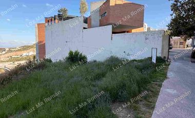 TERRENO EXCELENTE EN VENTA PRIVADA LOMAS DEL PEDREGAL PERFECTO PARA DEPARTAMENTOS