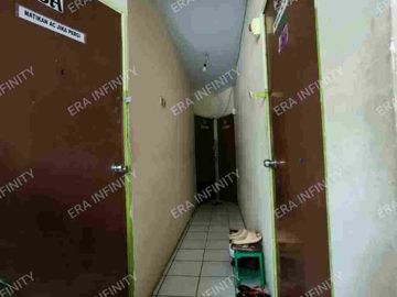 Dijual Rumah Kost2an Aktif Kamar Mandi Dalam Plus Ruang Usaha Di Lantai Dasar