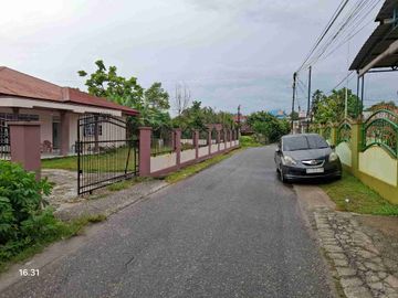 Rumah dekat kampus UIR Marpoyan luas tanah 960m2