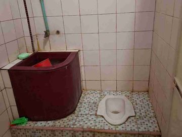 Rumah dekat kampus UIR Marpoyan luas tanah 960m2