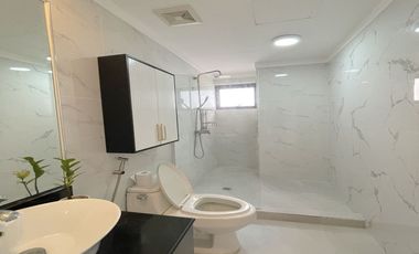 For Sale: 2 Bedroom 2BR Condo in Bellagio 3 at Taguig City