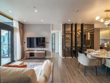 2-BR Condo at Muniq Sukhumvit 23 near MRT Sukhumvit