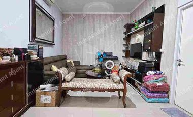 Rumah dekat Mabes TNI Cilangkap dan Stasiun LRT TMII Jakarta Timur