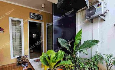 Rumah dekat Mabes TNI Cilangkap dan Stasiun LRT TMII Jakarta Timur
