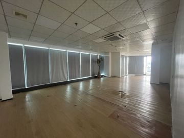 For Rent: 1,301.87 sqm Office Space in Parañaque City