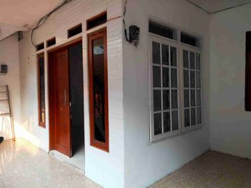 Di jual rumah kost