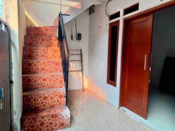 Di jual rumah kost
