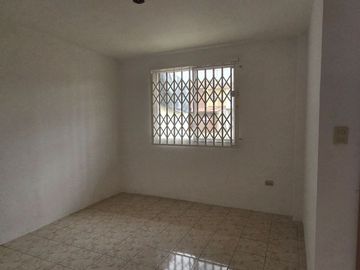 Vendo Oportunidad $ 82.000 Casa Moderna en Mucho Lote 2 – Norte de Guayaquil