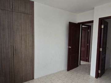 Vendo Oportunidad $ 82.000 Casa Moderna en Mucho Lote 2 – Norte de Guayaquil