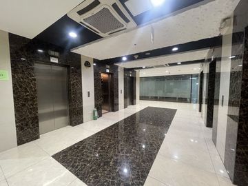 For Rent: 1,298.76 sqm Office Space in Parañaque City