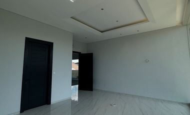 RUMAH BARU GRESS DI KAWASAN GOLF CITRALAND CLUSTER SOMERSET 3 LANTAI KONSEP VILLA HIGH SPEK QUALITY