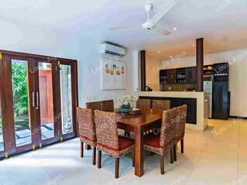 Villa Fully Furnished Hanya 150 Meter Dari Pantai Seminyak