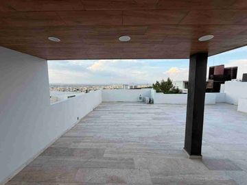 MAGNIFICA CASA EN VENTA EN MONTERRA RESIENCIAL EN ESQUINA DE 3 PLANTAS