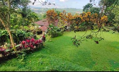 Dijual Villa Ibu di Megamendung Puncak Bogor
