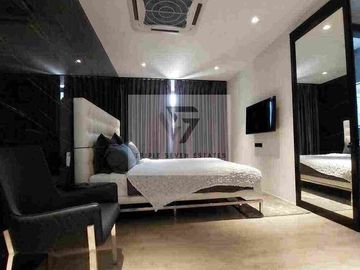 Pratumnak Ultra Luxury Villa For Sale