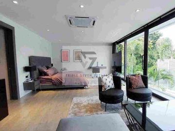 Pratumnak Ultra Luxury Villa For Sale