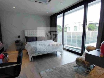 Pratumnak Ultra Luxury Villa For Sale