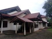 Rumah Dengan Kolam Renang di Lebak Bulus, Hanya 12 Menit Ke Tol Fatmawati