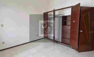 Casa en Privada, zona Ánimas
