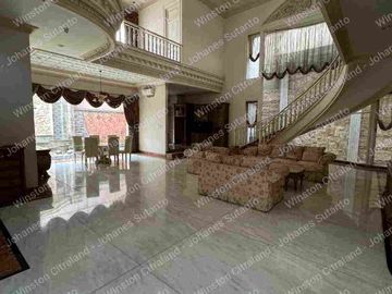 Rumah Mewah Sewa Villa Bukit Regency 2 Pakuwon Indah