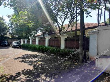 Tanah Plus 3 Unit Bangunan di Ampera Jakarta Selatan