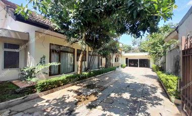 Tanah Plus 3 Unit Bangunan di Ampera Jakarta Selatan