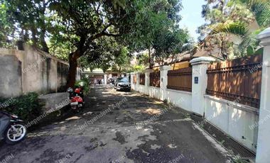 Tanah Plus 3 Unit Bangunan di Ampera Jakarta Selatan