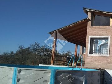 VENDO HERMOSA CASA CON PILETA EN ESTANCIA VIEJA