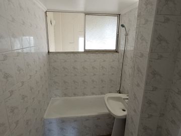 Vendo excelente Depto. 3D-1B en Miraflores Alto, Viña