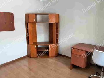 Casa amoblada de venta en Cuenca Ecuador. Sector ECU 911 Ave. 10 de agosto parque Santa Anita