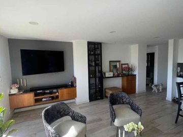 VENDO DEPARTAMENTO PROLONGACIÓN PRIMERO DE Mayo