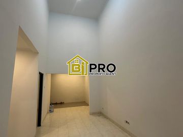 DiJual Rumah Siap Huni Full renovasi di Rafflesh Hills Cibubur dekat pintu tol Buperta