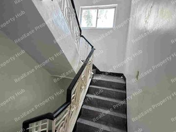 FOR SALE: 3-Sty Townhouse in San Antonio Makati City - ₱17M