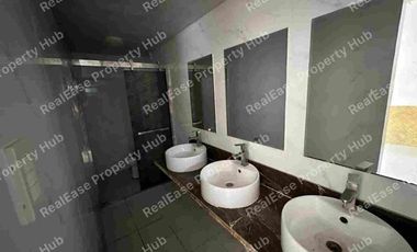 FOR SALE: 3-Sty Townhouse in San Antonio Makati City - ₱17M