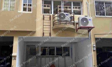 FOR SALE: 3-Sty Townhouse in San Antonio Makati City - ₱17M