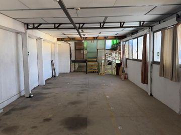 CASA COMERCIAL 971 M2 LIQUIDA BANCO EN AV EINSTEIN RECOLETA