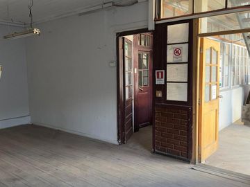 CASA COMERCIAL 971 M2 LIQUIDA BANCO EN AV EINSTEIN RECOLETA