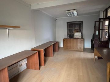 CASA COMERCIAL 971 M2 LIQUIDA BANCO EN AV EINSTEIN RECOLETA