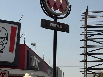 CASA COMERCIAL 971 M2 LIQUIDA BANCO EN AV EINSTEIN RECOLETA