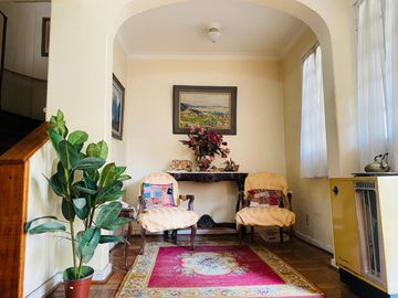 Se Vende Casa En Hermoso Barrio Residencial De Providencia