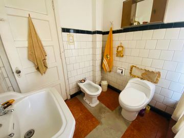 Se Vende Casa En Hermoso Barrio Residencial De Providencia