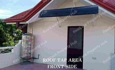 FOR SALE: Duplex House in Bay Breeze Executive Village, Hagonoy, Taguig City - ₱40M