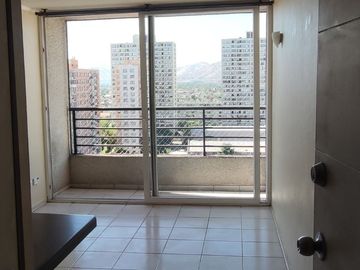 Se vende a precio de remate departamento 2 dormitorios 1 baño y bodega en Independencia, Nueva Inglaterra 1144