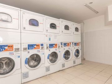 Se vende a precio de remate departamento 2 dormitorios 1 baño y bodega en Independencia, Nueva Inglaterra 1144