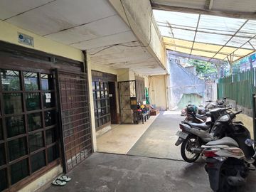 Rumah Tua -2 Unit/Ex Kost 