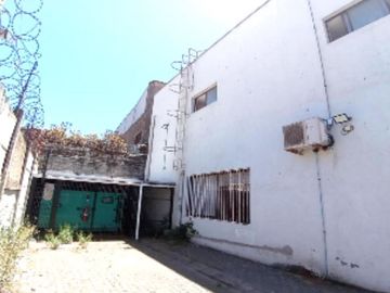 OFICINA /LOCAL COMERCIAL LIQUIDA BANCO EN CENTRO DE SAN ANTONIO