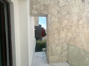 Exclusiva Residencia de Autor en Valle de Zamarrero - Diseño Moderno y Amplios Espacios