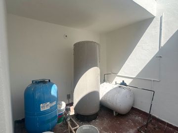 Exclusiva Residencia de Autor en Valle de Zamarrero - Diseño Moderno y Amplios Espacios