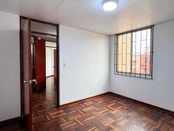Se alquila amplio duplex en san borja